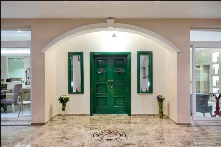 Narlidere B. Equine Range Hotel מראה חיצוני תמונה